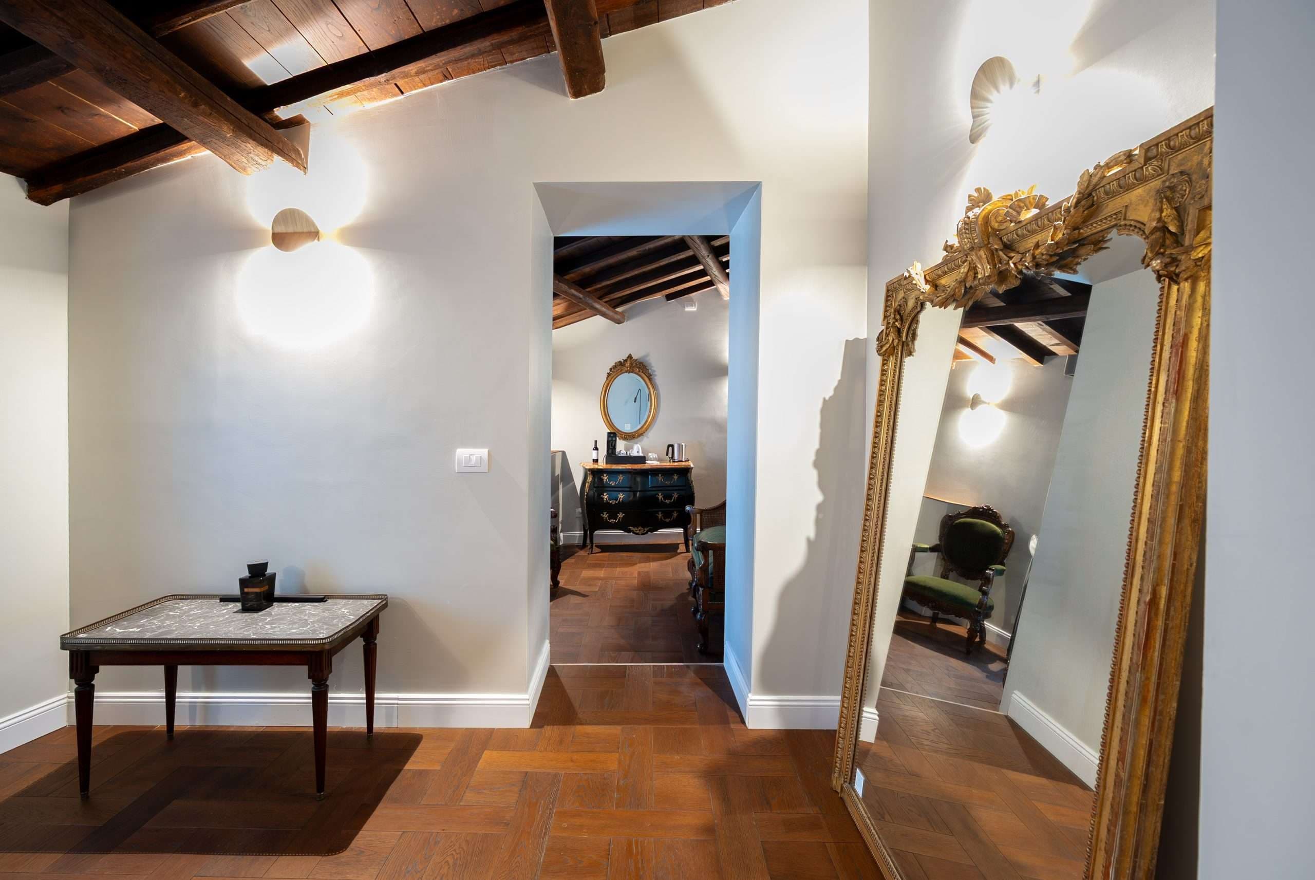Suite G. D'Annunzio 7