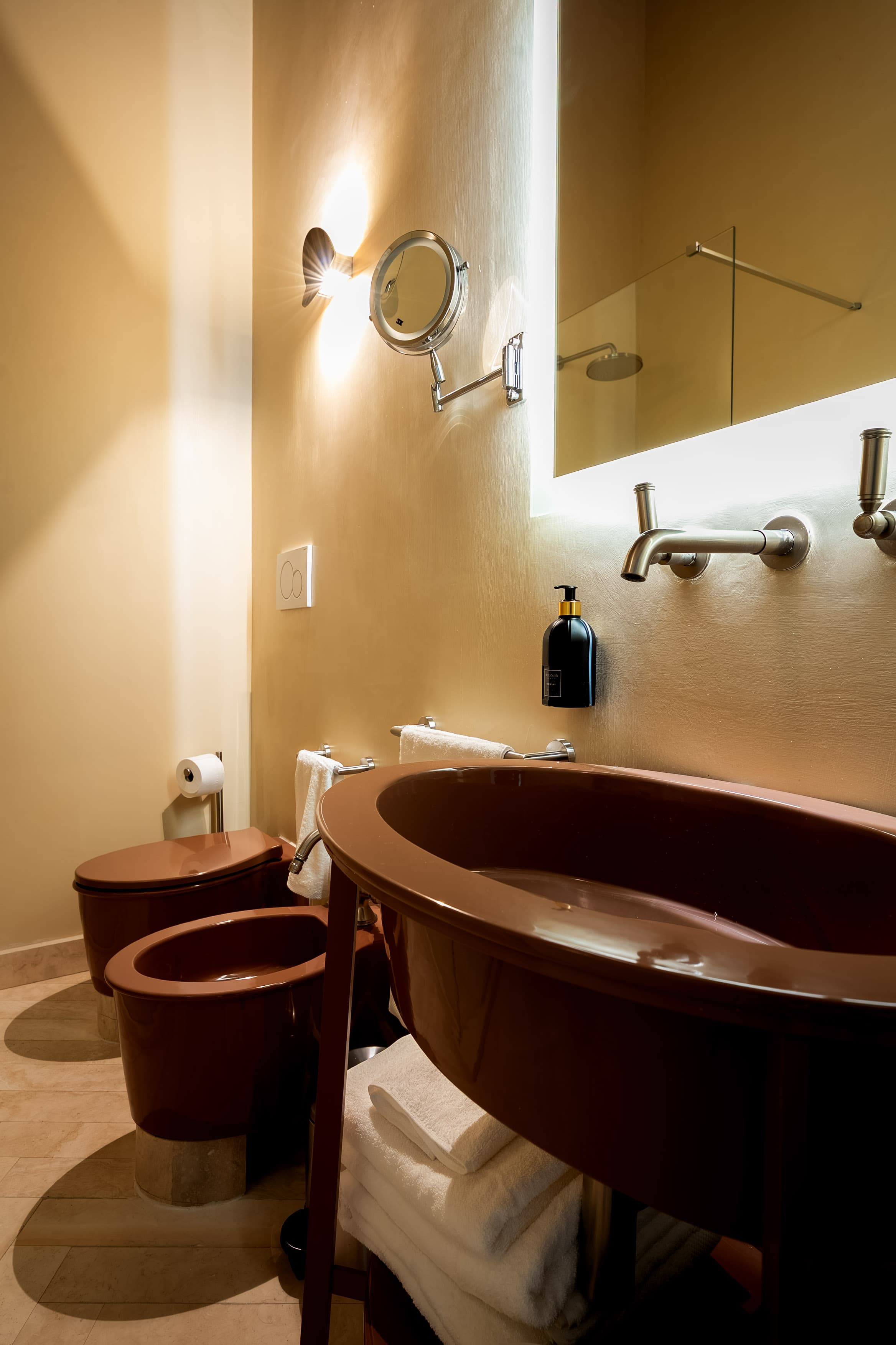 Suite G. Casanova 15