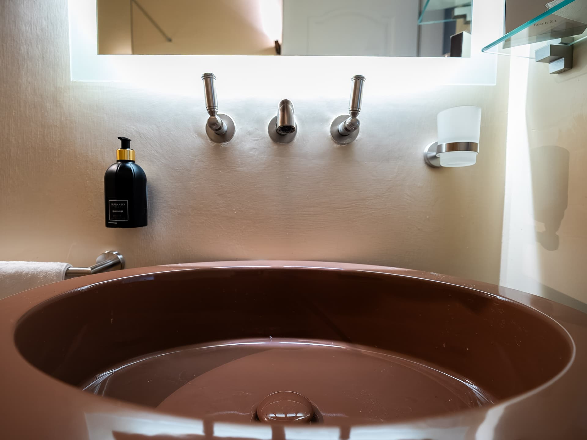 Suite G. Casanova 13